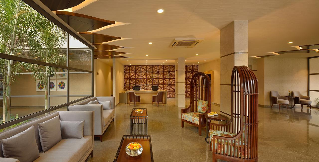 Kabir Hotel & Spa Vadodara Extérieur photo